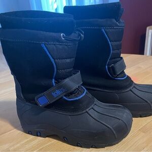 Totes Kids Black and Blue Snow Boots